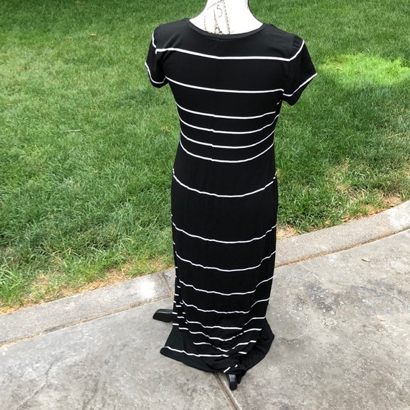 Old Navy Black & White Striped Side Slit Dress -M - Picture 3 of 7